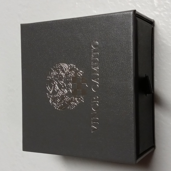 Vince Camuto Silver Necklace - Picture 4 of 4